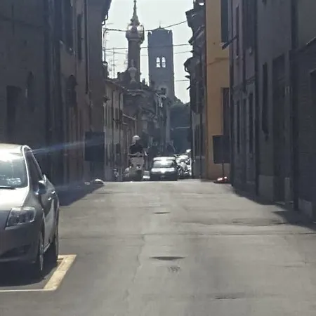 Carlo Mayr * Φεράρα